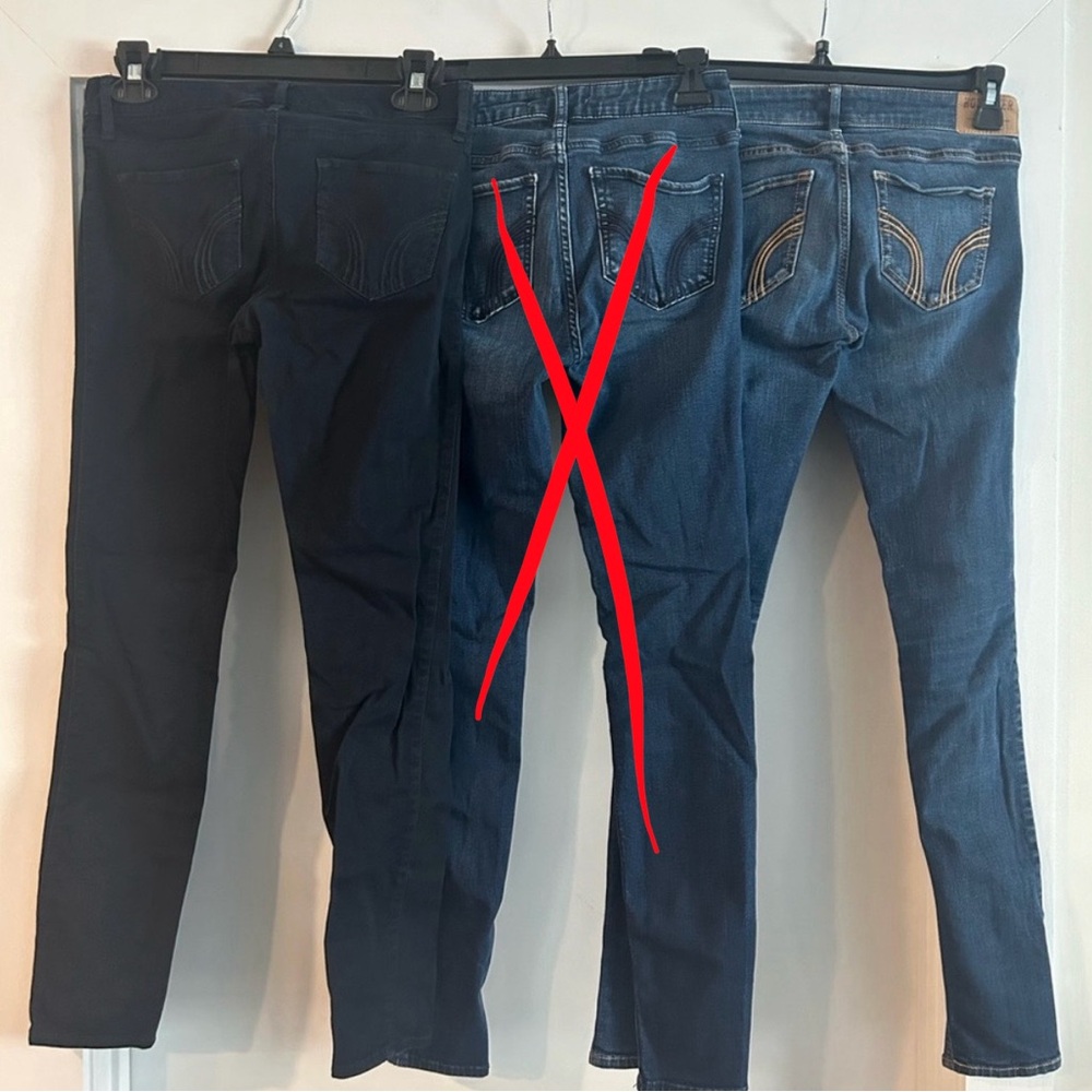 2 pairs of Hollister Jeans - Picture 2 of 3